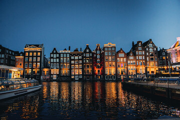 Obraz premium Amsterdam city at night