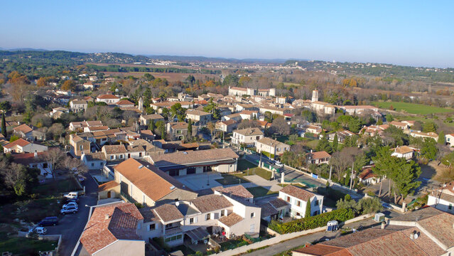 Photo aérienne Boisseron, village  Hérault, vallée du Vidourle, lotissement et centre village, habitat Languedoc Roussillon, Occitanie, France