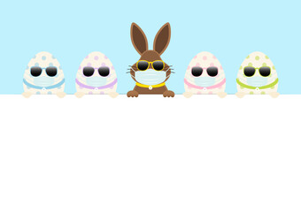 Fototapeta premium Osterhase & 4 Ostereier Sonnenbrille Maske Karte Horizontal Himmel
