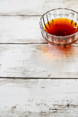 透明カップに淹れたコーヒー