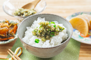 だしをのせたご飯