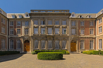 Obraz premium Inner court of the Holy host college of the university of Louvain, Flanders, Belgium
