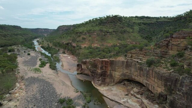 Spectacular aerial footage of Porcupine Gorge in outback Queensland Australia