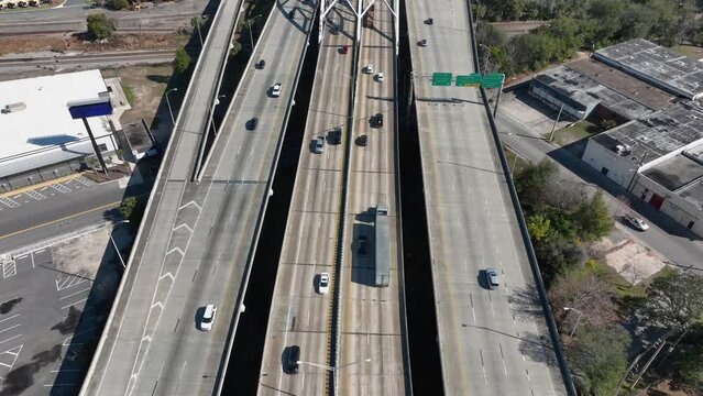 Aerial view of the interstate 95 in Jacksonville, Florida.