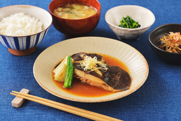 カレイの煮付け