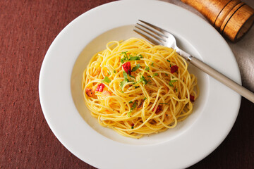 スパゲッティペペロンチーノ　Spaghetti aglio e olio