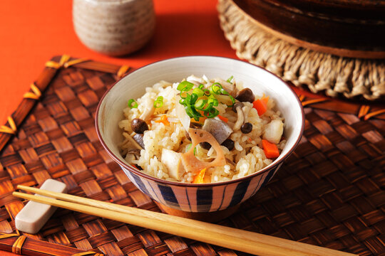 「五目飯」の写真素材 | 9,340件の無料イラスト画像 | Adobe Stock