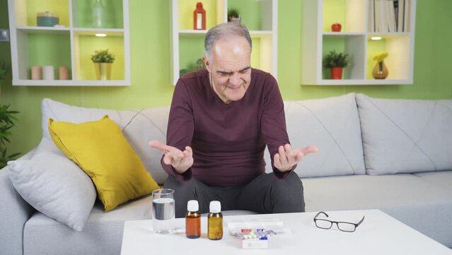 The old man taking the wrong medicine. The man who takes drugs at his own discretion.
