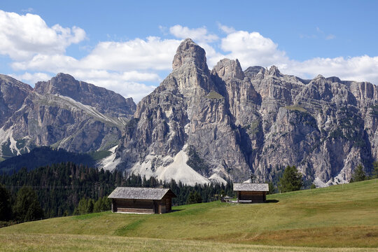 Pralongia Bilder Durchsuchen 242 Archivfotos, und