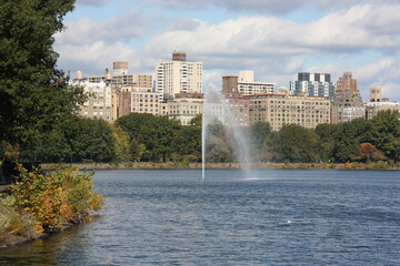 Fototapeta premium Jet d'eau à Central Park à New York. USA