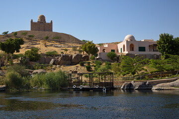 Obraz premium Jetty at Aga Khan Mausoleum on the west bank of Nile in Aswan, Egypt, Africa 