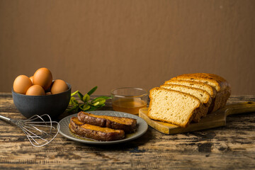 Comida Típica Salvadoreña: Torrejas en miel