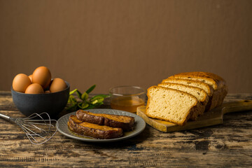 Comida Típica Salvadoreña: Torrejas en miel