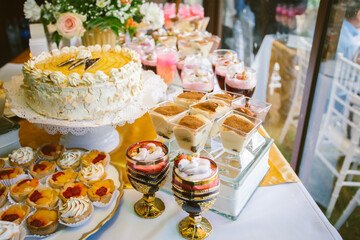 Mesa de postres en boda