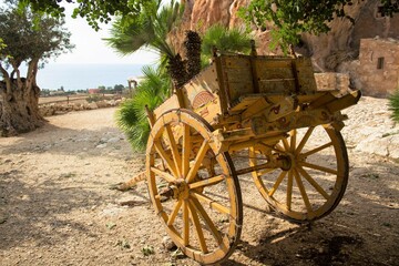 Fototapeta na wymiar Sicilian cart for the transport of people and things typical of the Sicily region in Italy