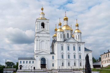 Fototapeta na wymiar Church of the Annunciation in Arzamas, Russia.