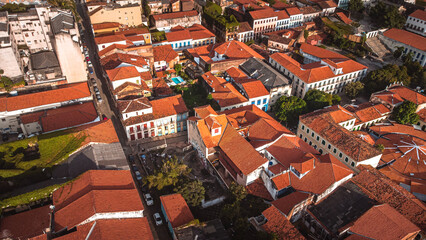 Naklejka premium Centro Histórico São Luís Maranhão Patrimônio UNESCO Colonial Azulejos Fachadas Taipa Telhados Venezianas Abandonado Palácio Leões Sede Governo Estado Palácio La Ravardière Prefeitura Drone Aérea
