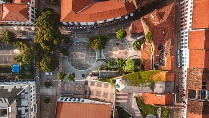 Centro Histórico São Luís Maranhão Patrimônio UNESCO Colonial Azulejos Fachadas Taipa Telhados Venezianas Abandonado Palácio Leões Sede Governo Estado Palácio La Ravardière Prefeitura Drone Aérea - obrazy, fototapety, plakaty