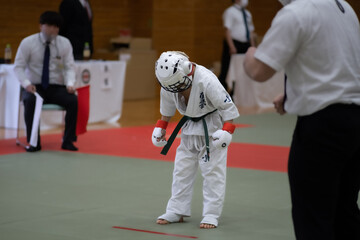 空手 © IMPROVE.Create.Co.