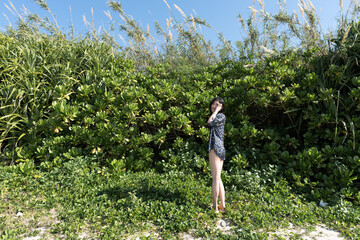 沖縄でビキニの彼女とデート