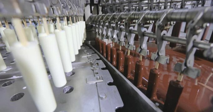 How ice cream is made. The process of making ice cream. Automated ice cream factory