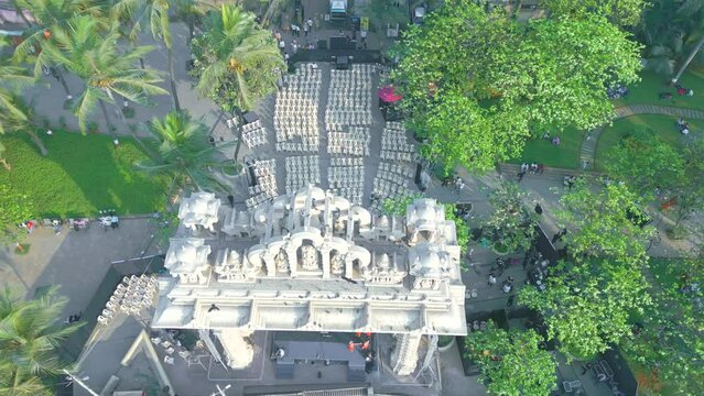 swaminarayan ganeshdwar dadar chowpatty beach entry gate closeup to wide top bird eye view mumbai