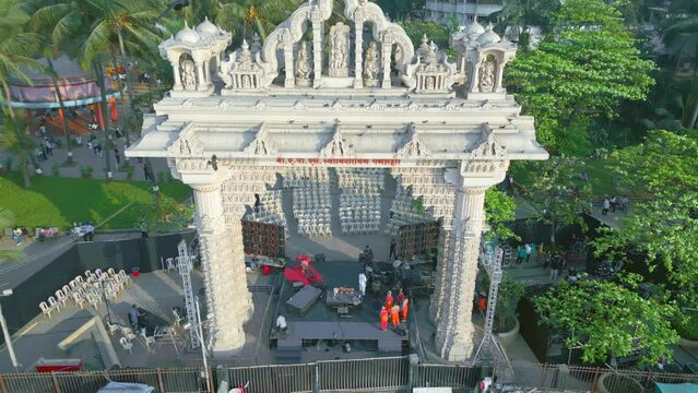 swaminarayan ganeshdwar dadar chowpatty beach entry gate closeup to wide bird eye view mumbai