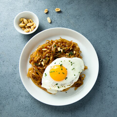 Stir fry noodles with fried egg