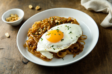Stir fry noodles with fried egg