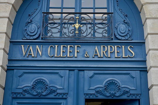 Paris, France-02 17 2023 : luxury brand Van Cleef and Arpels on a facade