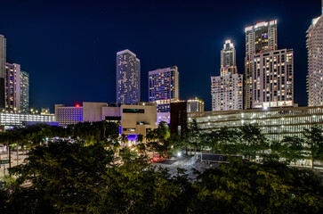 Obraz premium Downtown of Miami at night, view from the window
