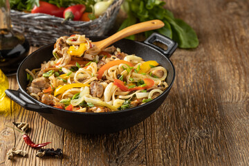 Pasta with chicken in oyster sauce.