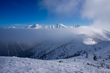 Fototapeta na wymiar Western Tatras in winter. The view from the Grzes (Lucna) peak.