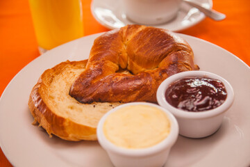 Cuernitos, Alta Cocina Mexicana, Platillos