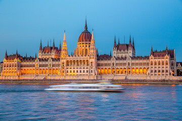 Fototapeta na wymiar Budapest Parliament at night , Hungary