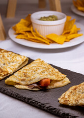 Strawberry Dessert

CREPE

