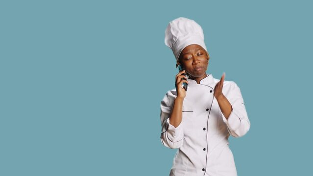 Chef On Phone Images – Browse 18,258 Stock Photos, Vectors, and Video ...