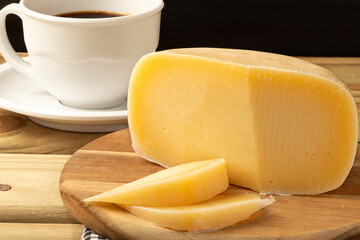 Tradicional cheese served with coffee.
