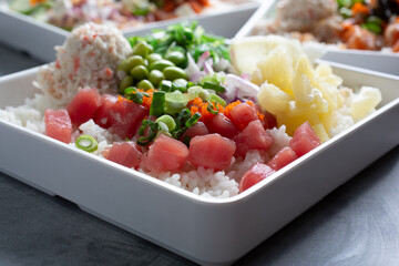 A closeup view of an ahi tuna poke bowl. © DAVID