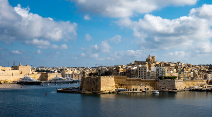 Fototapeta na wymiar Malta: An Island with a Rich Heritage and a Modern Flair