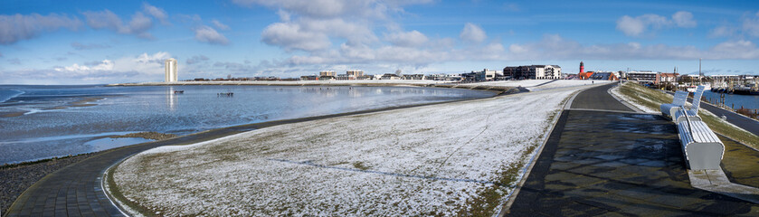 Panorama Seedeich Büsum im Winter