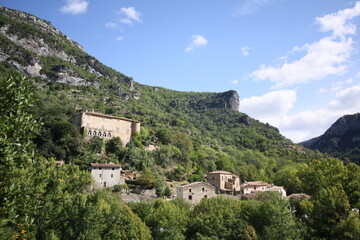 Fototapeta na wymiar Madières , village la vallée de la Vis, Cévennes,, paysage Occitanie, Sud de la France, Hérault, Gard