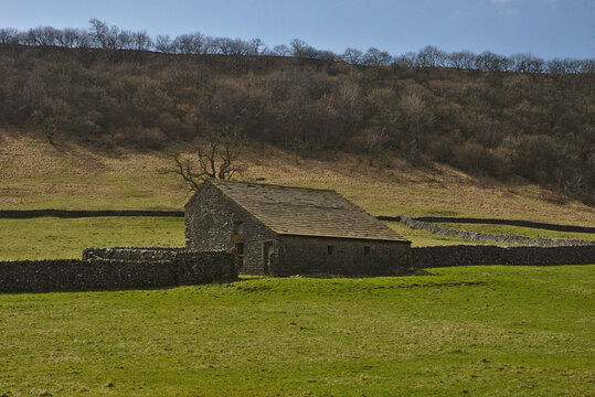 Barn in Littondale, The Dales, North Yorkshire, England