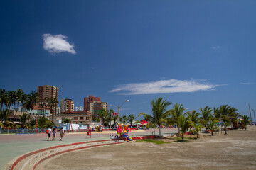 Malecón Playa el Murciélago en Manta - obrazy, fototapety, plakaty