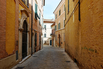 Fototapeta na wymiar Jesi Italien Via delle Terme