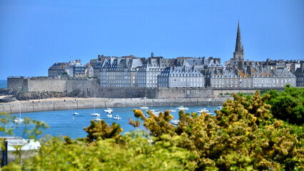 Vue sur saint Malo intra-muros depuis la cité d'alet, france Bretagne, ile et vilaine, saint Malo
