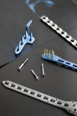 Surgical plates and instruments for osteosynthesis in case of bones  fractures	