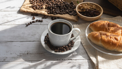 陽のあたる部屋｜パンとコーヒーとクルミとレーズン