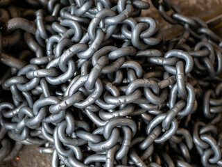 Round steel link chains for conveying and elevating equipment and systems, close up