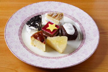 プチケーキ　スイーツ
